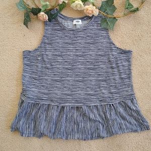 🌼Old Navy flowy top